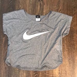 Nike Dri Fit Cropped Tee